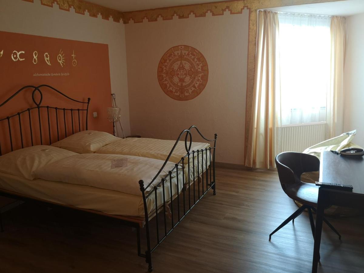 Hotel Goldflair Am Rathaus Korbach Ngoại thất bức ảnh